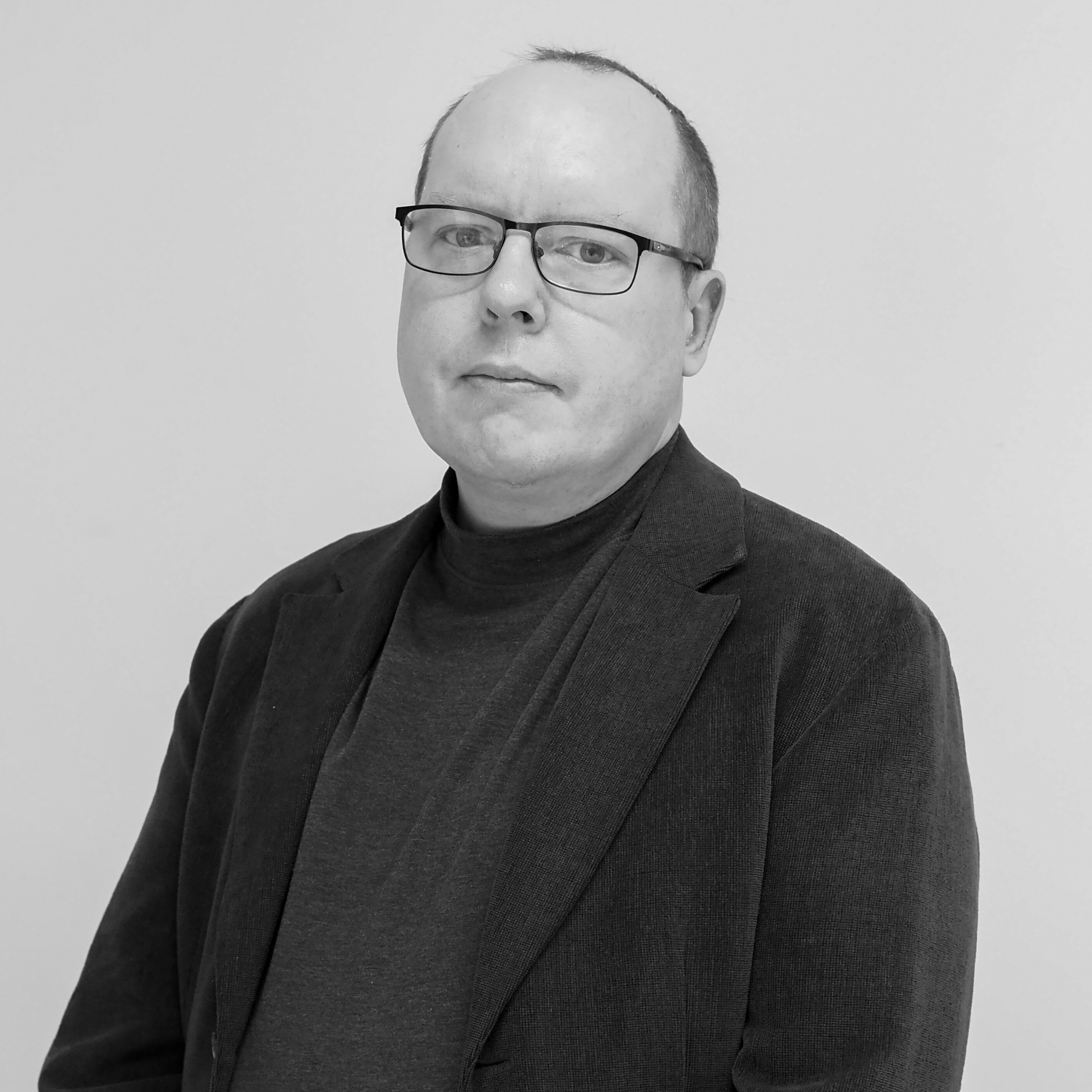 Tatu Mustavalkoinen